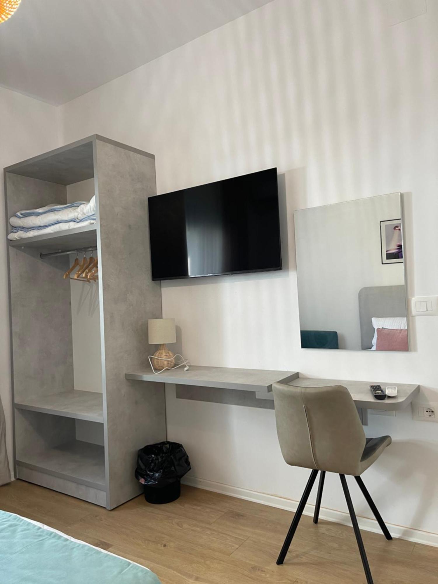 Sunny City Center Apartment Lezhë Exteriér fotografie